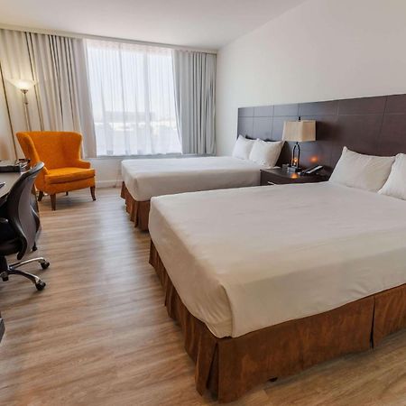 Travelodge By Wyndham Quebec City Hotel & Convention Centre Экстерьер фото