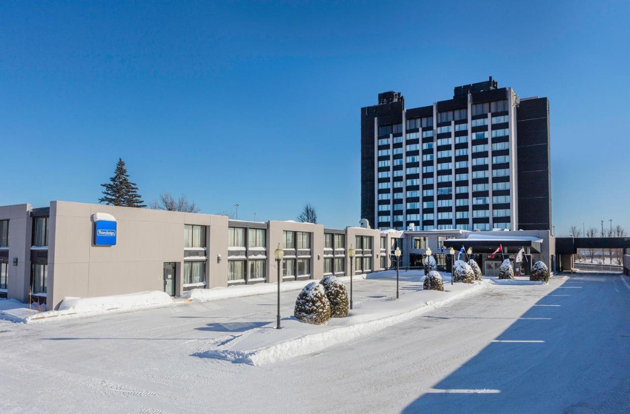 Travelodge By Wyndham Quebec City Hotel & Convention Centre Экстерьер фото