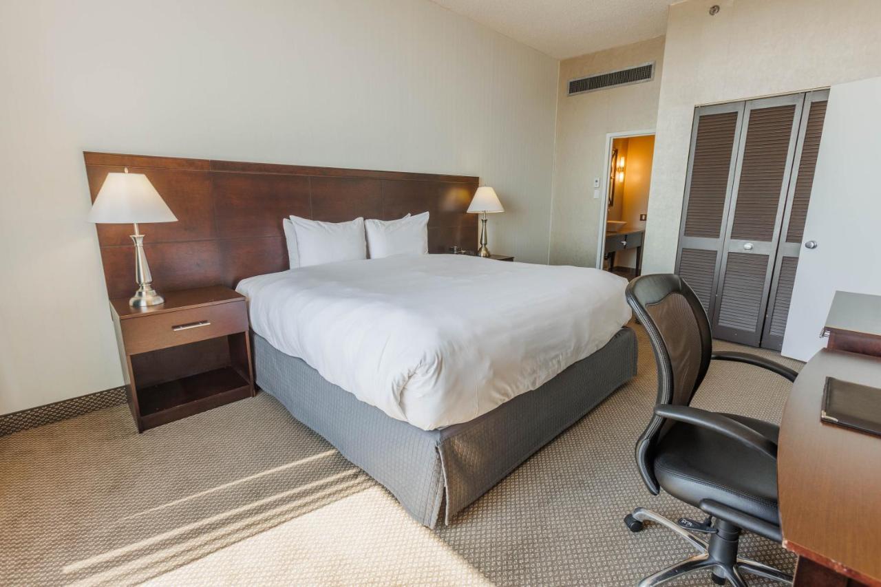 Travelodge By Wyndham Quebec City Hotel & Convention Centre Экстерьер фото