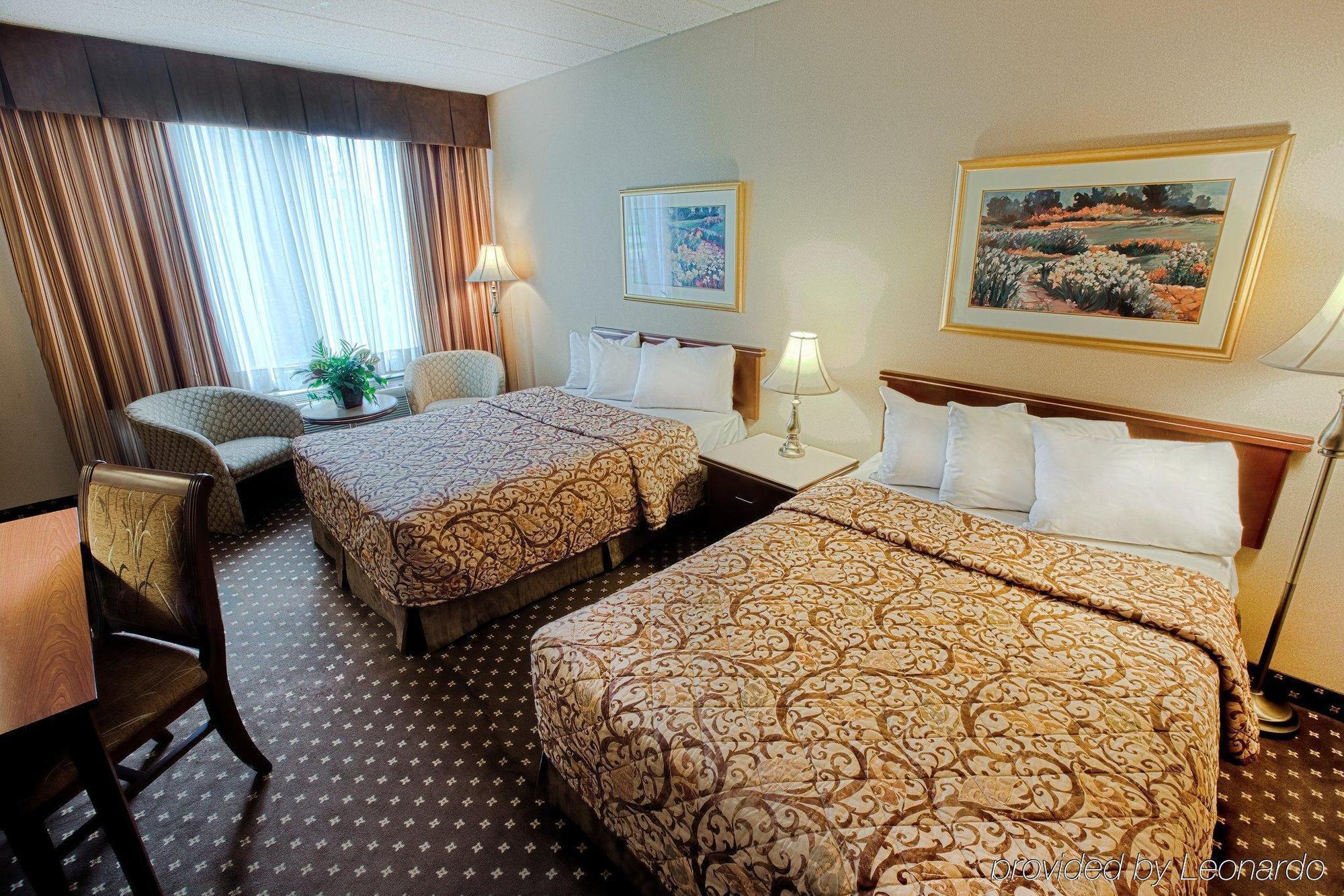 Travelodge By Wyndham Quebec City Hotel & Convention Centre Номер фото