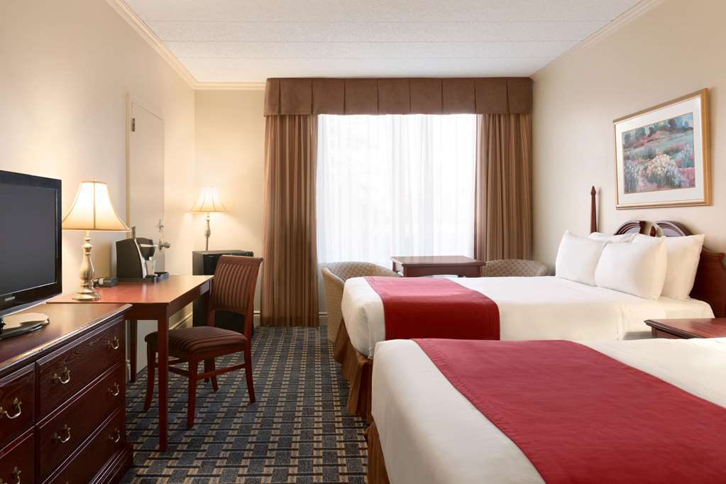 Travelodge By Wyndham Quebec City Hotel & Convention Centre Номер фото