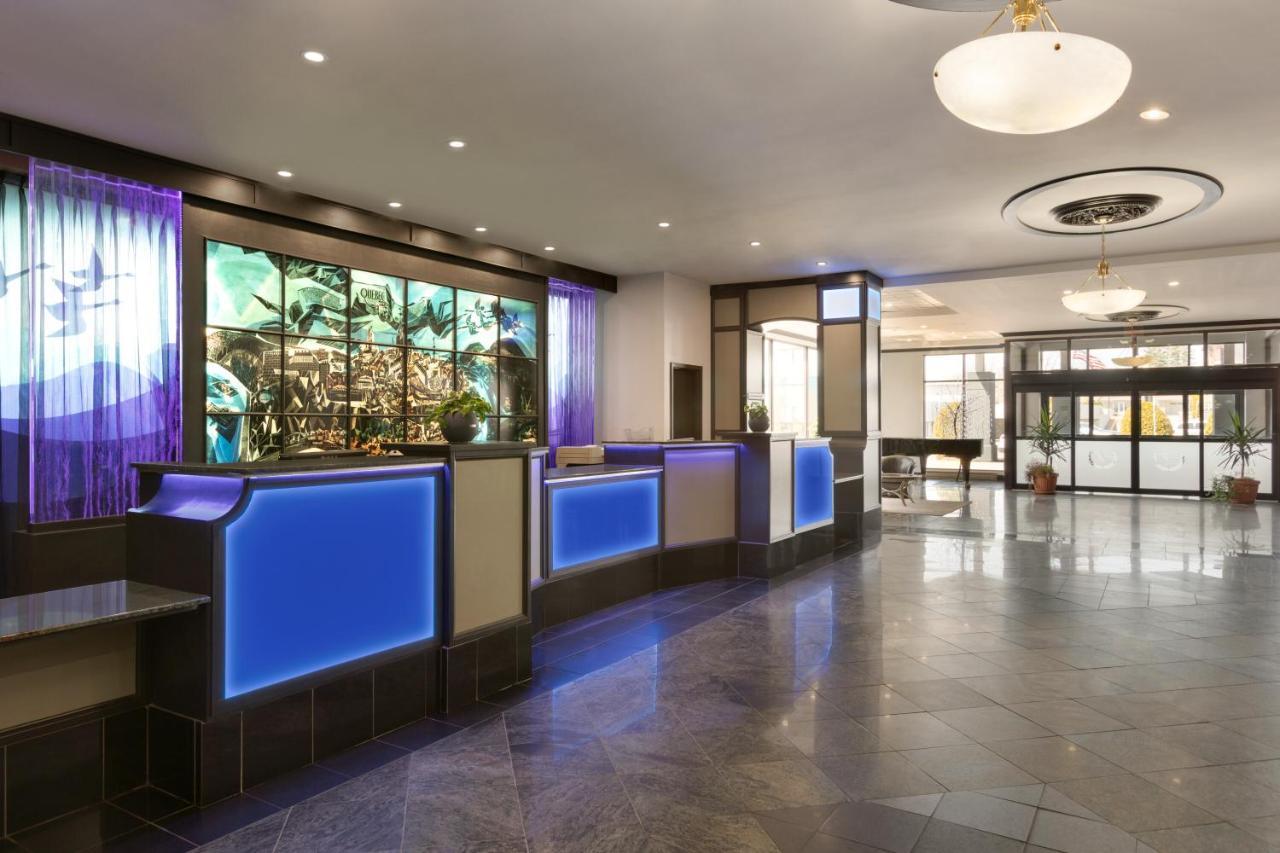 Travelodge By Wyndham Quebec City Hotel & Convention Centre Экстерьер фото